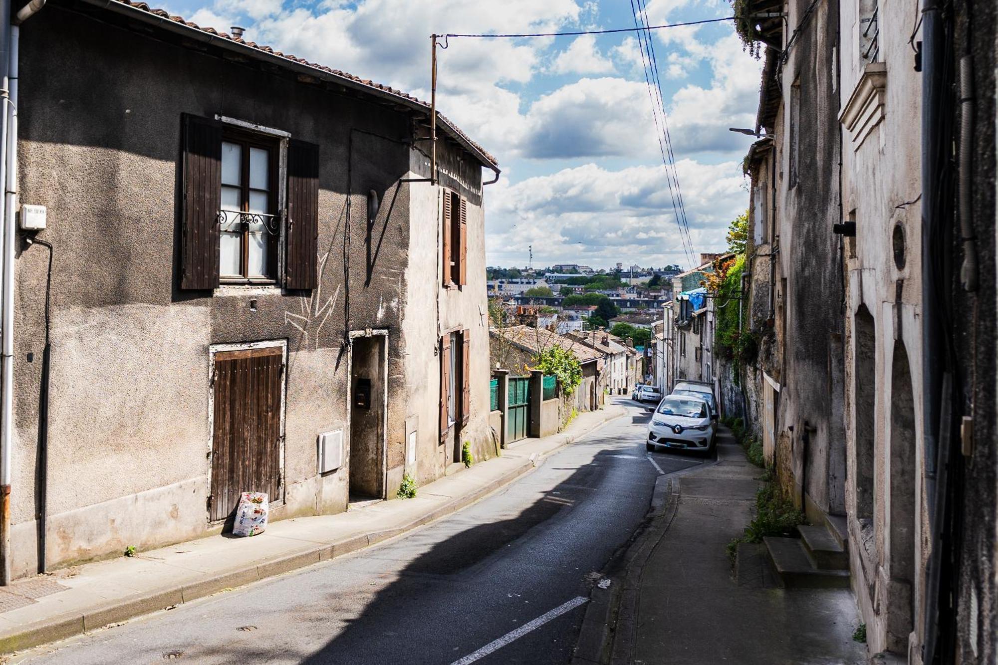 Apartamento Le Charmant Accueil Viennois/T2/Wifi/Cosy/Parking Poitiers Exterior foto